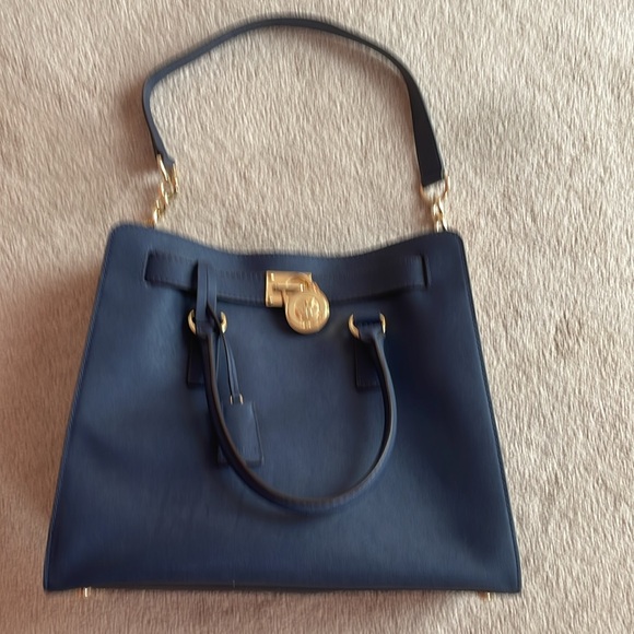 Beautiful brand new Michael Kors Bag. Leather. Never used - Picture 3 of 3